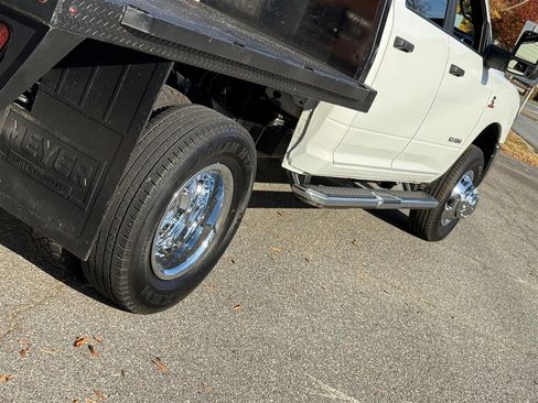 Used 2024 RAM 3500 Big Horn image 35