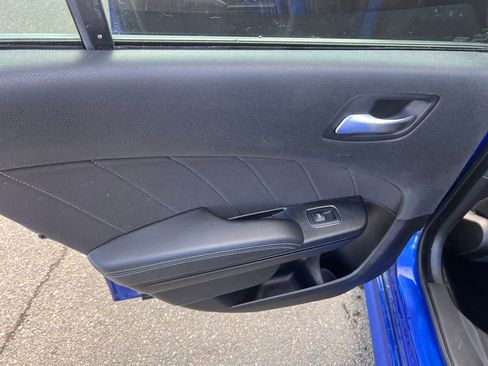 Used 2020 Dodge Charger R/T w/ Blacktop Package image 18