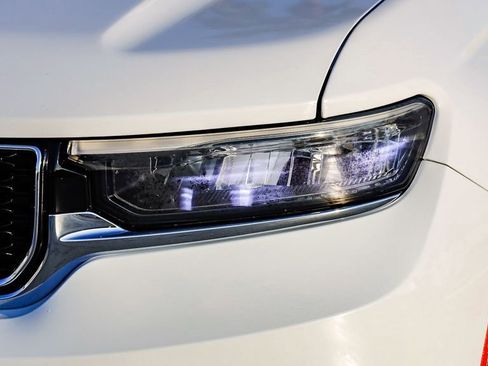 Used 2021 Jeep Grand Cherokee L Limited image 5