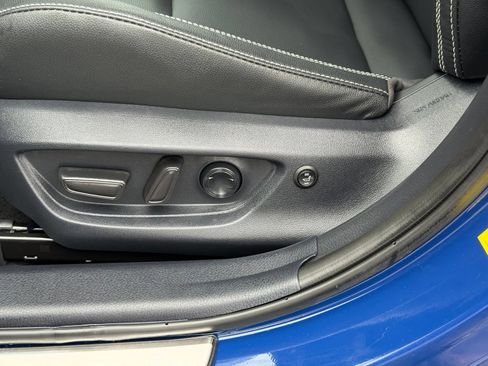 Used 2025 Toyota Camry SE FWD image 15