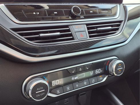 Used 2023 Nissan Altima 2.0 SR image 21