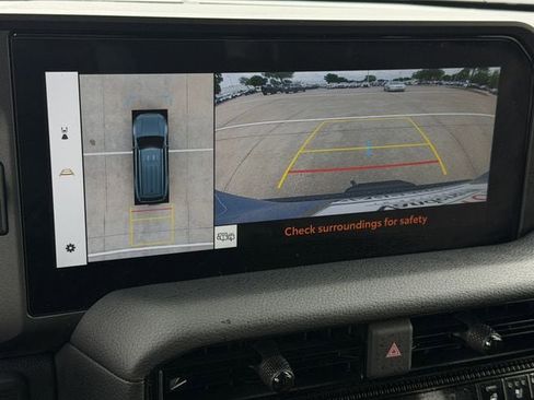 Used 2025 Toyota Land Cruiser AWD/4WD image 18