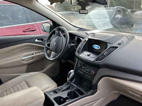 Used 2019 Ford Escape SEL AWD/4WD image 9
