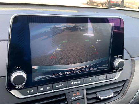 Used 2024 Nissan Altima 2.5 SV image 26