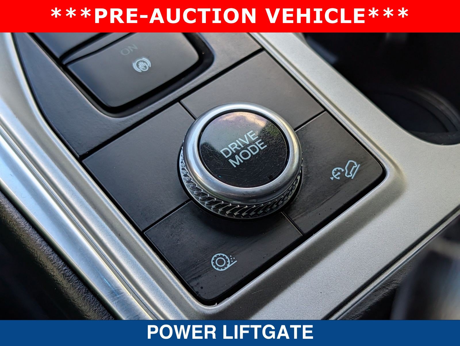 Used 2021 Ford Explorer Limited w/ Hybrid Equipment Group 310A AWD/4WD image 34