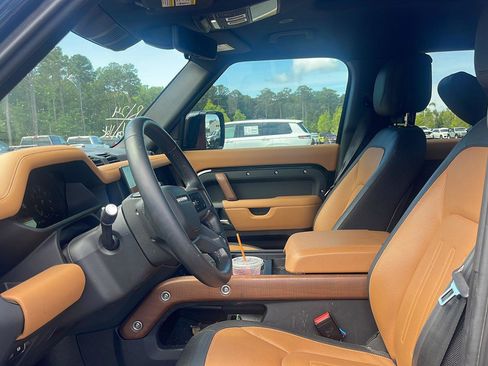 Used 2024 Land Rover Defender 110 X AWD/4WD image 13