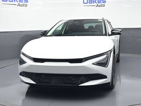 New 2026 Kia EV6 Wind AWD/4WD image 4
