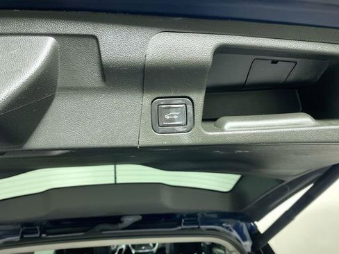 Used 2017 GMC Acadia SLE w/ Driver Alert Package I image 37