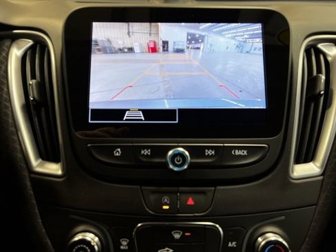 Used 2025 Chevrolet Malibu RS image 14