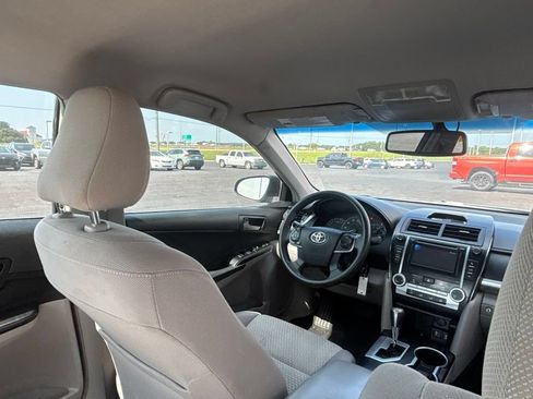 Used 2013 Toyota Camry FWD image 25