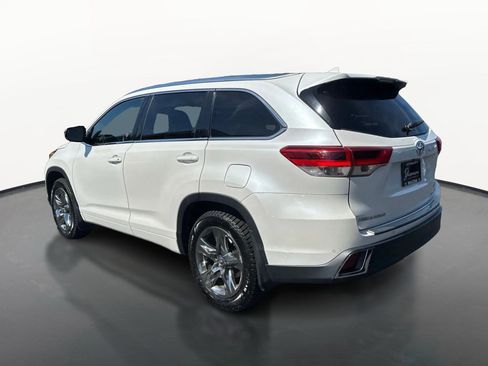 Used 2018 Toyota Highlander Limited AWD/4WD image 5