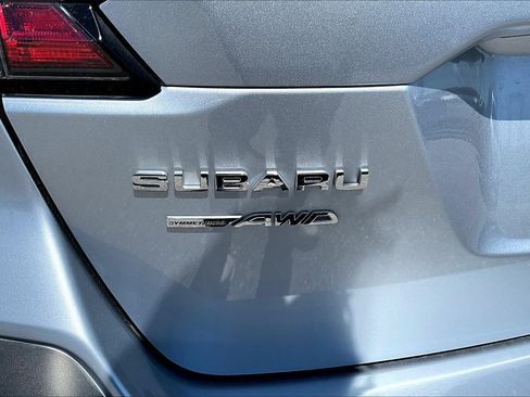 Used 2023 Subaru Outback Premium AWD/4WD image 27