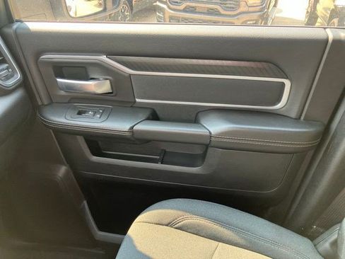 Certified 2025 RAM 2500 Big Horn AWD/4WD image 20