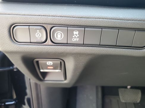 Used 2025 Acura MDX SH-AWD image 19