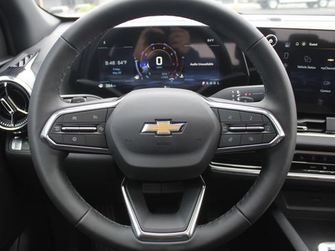 New 2026 Chevrolet Equinox LT FWD image 12
