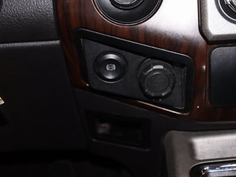 Used 2016 Ford F350 Lariat w/ Lariat Ultimate Package image 26