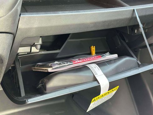 Used 2025 RAM ProMaster 1500 w/ Convenience Group image 12