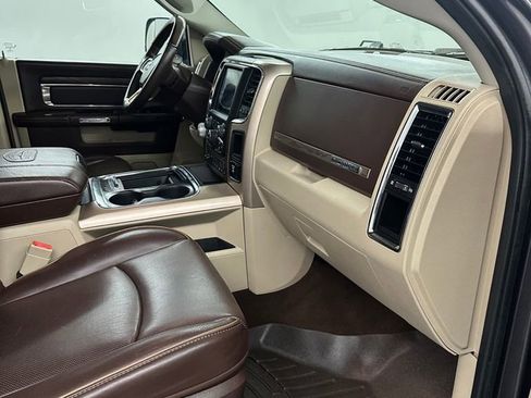 Used 2018 RAM 1500 Laramie Longhorn w/ Convenience Group AWD/4WD image 36