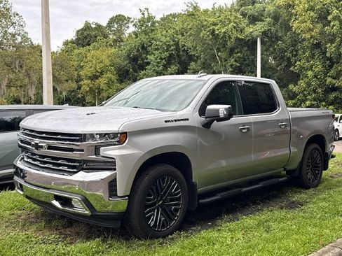Used 2022 Chevrolet Silverado 1500 LTZ w/ Safety Package II AWD/4WD image 3
