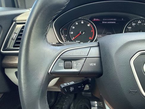 Used 2025 Audi Q5 2.0T Premium AWD/4WD image 29