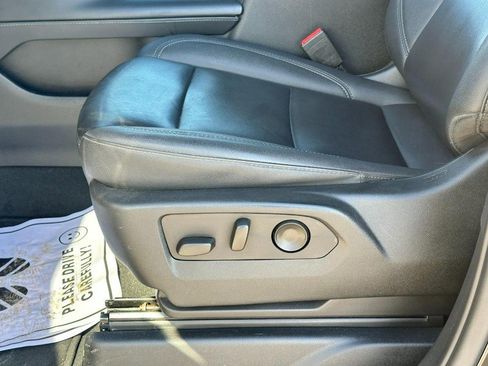 Used 2023 Chevrolet Tahoe LT image 18