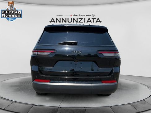 Used 2023 Jeep Grand Cherokee L Laredo AWD/4WD image 4