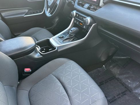 Certified 2023 Toyota RAV4 XLE w/ Convenience Package AWD/4WD image 17