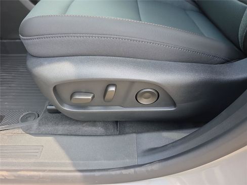 New 2026 GMC Terrain AT4 w/ Convenience Package III AWD/4WD image 11