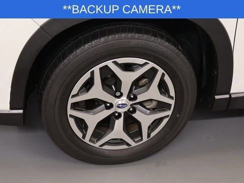 Used 2023 Subaru Forester Premium image 8