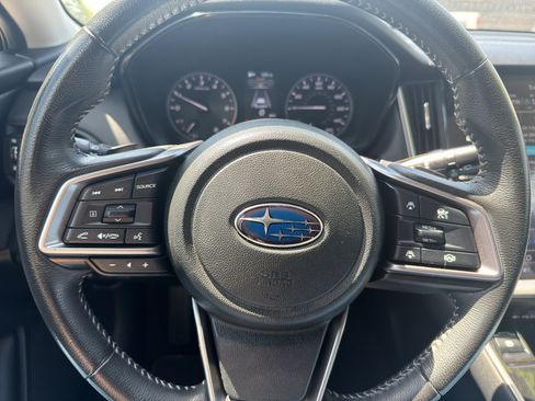 Used 2023 Subaru Outback Premium AWD/4WD image 17