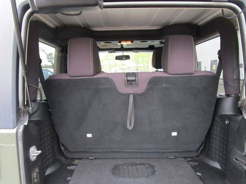 Used 2015 Jeep Wrangler Rubicon w/ Dual Top Group image 19