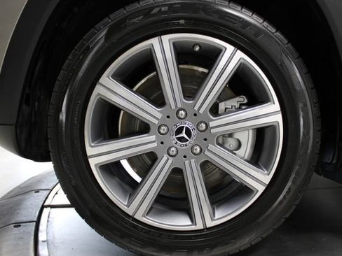 Used 2022 Mercedes-Benz GLS 450 4MATIC image 37