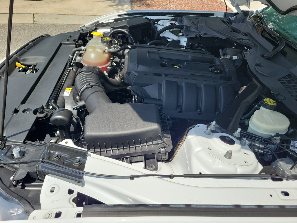 Used 2017 Ford Mustang Premium RWD image 39