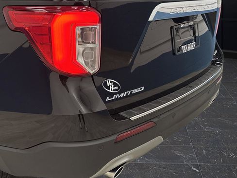 Used 2023 Ford Explorer Limited image 38