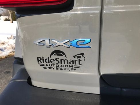 Used 2023 Jeep Wrangler Unlimited Sahara image 35