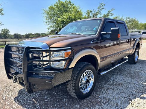 Used 2012 Ford F250 Lariat w/ Lariat Ultimate Pkg image 1