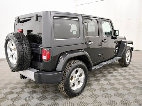 Used 2014 Jeep Wrangler Unlimited Sahara w/ Dual Top Group image 8