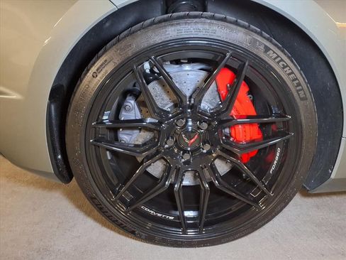 Used 2023 Chevrolet Corvette Z06 w/ Stealth Interior Trim Package RWD image 18