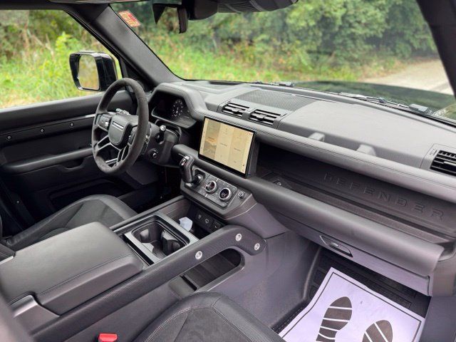 Used 2024 Land Rover Defender 110 Carpathian Edition AWD/4WD image 19
