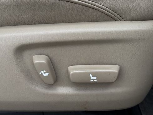 Used 2022 Toyota 4Runner SR5 Premium w/ Moonroof Package image 31