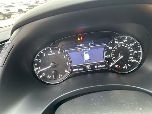 Used 2022 INFINITI QX80 Sensory w/ All-Season Package image 10