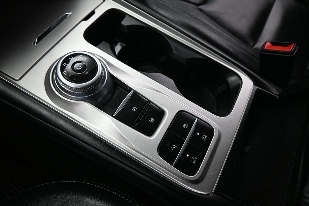 Used 2020 Ford Explorer XLT RWD image 14