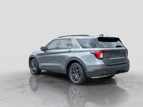 Certified 2025 Ford Explorer ST AWD/4WD image 5