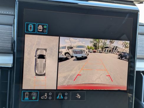 New 2026 GMC Acadia Denali w/ Super Cruise Package FWD image 31