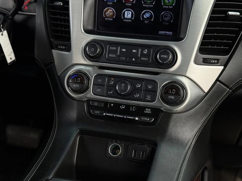 Used 2016 GMC Yukon SLE w/ HD Trailering Package AWD/4WD image 22