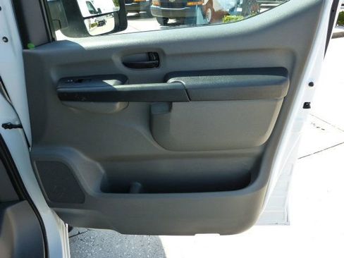 Used 2019 Nissan NV 2500 SL w/ Navigation Package image 23