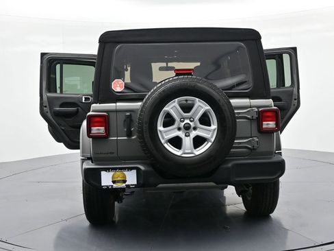 Used 2020 Jeep Wrangler Unlimited Sport S image 32