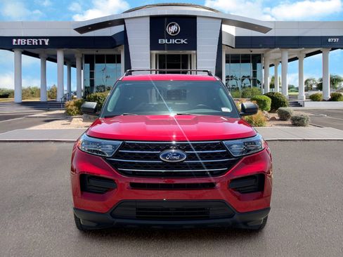 Used 2023 Ford Explorer XLT RWD image 9