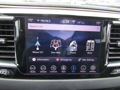 Used 2019 Chrysler Pacifica Touring-L Plus w/ Advanced Safetytec Group image 30