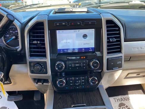 Used 2021 Ford F250 Lariat w/ Chrome Package image 31